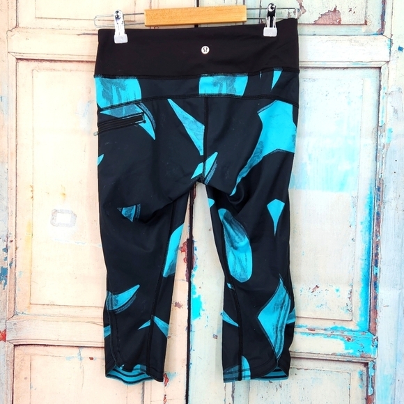 Lululemon Top Speed Crop Leggings Back Spin Stroke Peacock - Picture 5 of 6